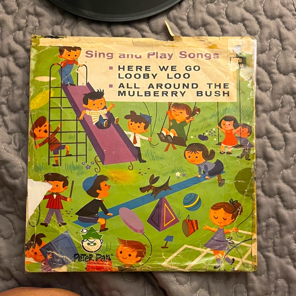 VTG 1962 Sing and Play Songs 45RPM